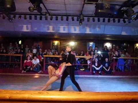 1er SBK Valdivia   Bachata Sensual   Dani y Tati