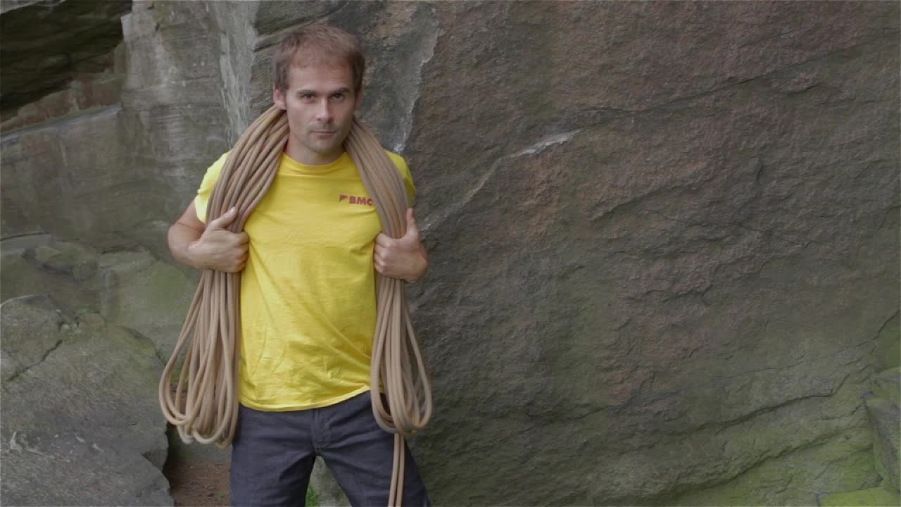 How to coil a rope - YouTube