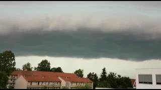 Bouře Zlatan přinese do Česka lijáky a ochlazení na podzimní teploty