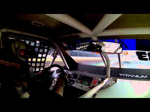 Trompo de Andres Orea (por golpe recibido) en Super Copa Telcel de CDMX 2015-12-13 (cámara interna)