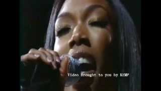 Brandy Performs &#39;Long Distance&#39; at MLK Day Basketball Game | KEMPIRE RADIO EXCLUSIVE