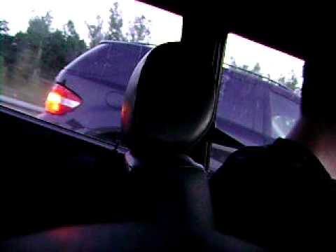 Alfa Romeo 33 1.7 16v vs Mercedes-Benz ML320