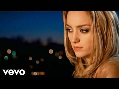 Lea Castel - Dernière Chance ft. Soprano