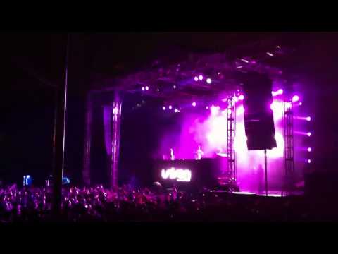 Narany & Jerry Ropero @ Six Flags