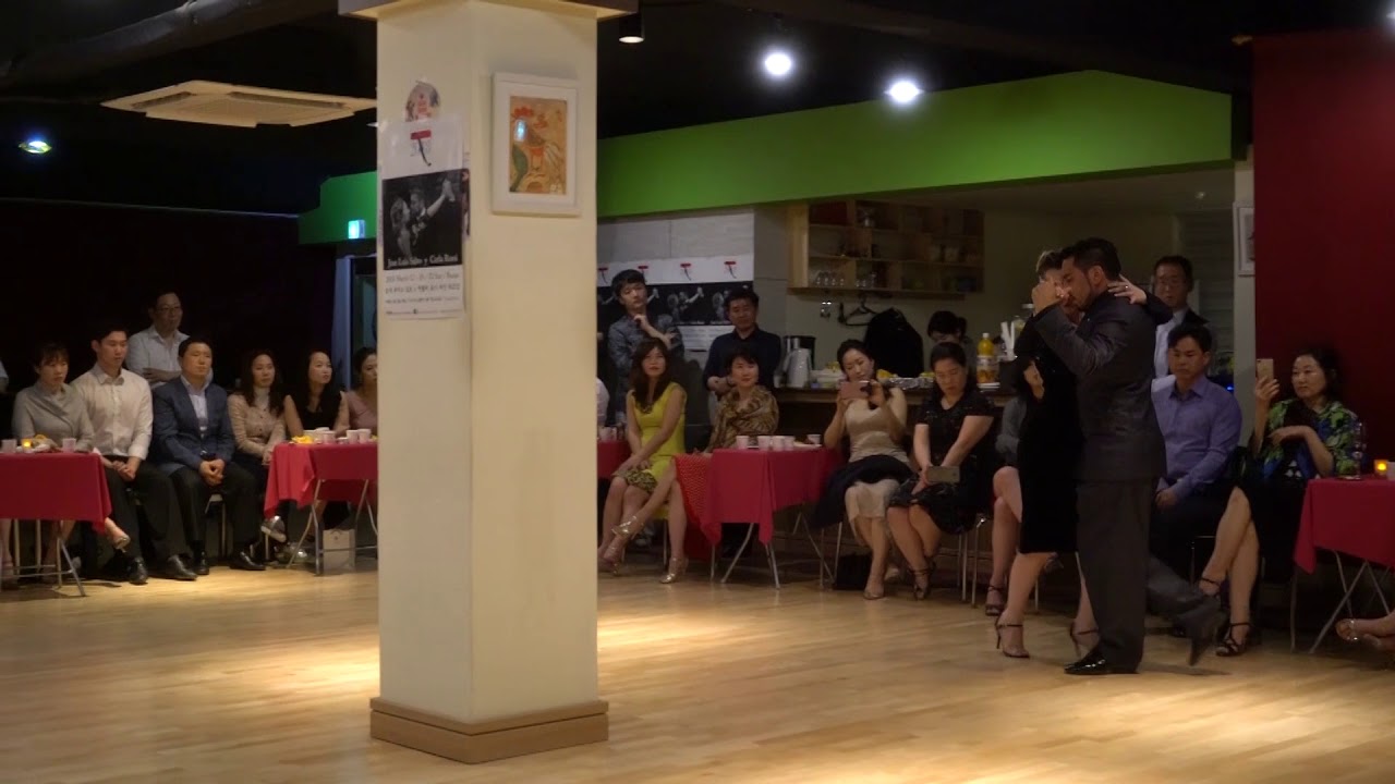 Carla Rossi & Jose Luis Salvo Master Show Milonga Performance #04 (Encore)