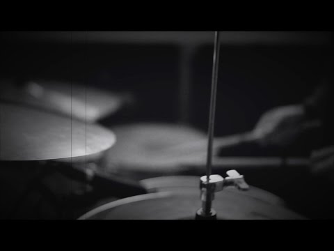 Triovision - Dinosaur Die (Neil Cowley Trio)