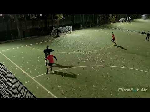 Irons 3-1 Chapati e Karak The Auld Shillelagh Quinta-feira A League
