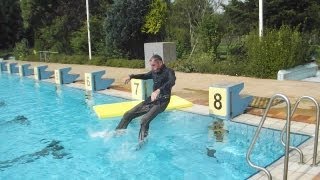 preview picture of video 'Nasse Klamotten zum Saisonende 2013 im Freibad Kropp'