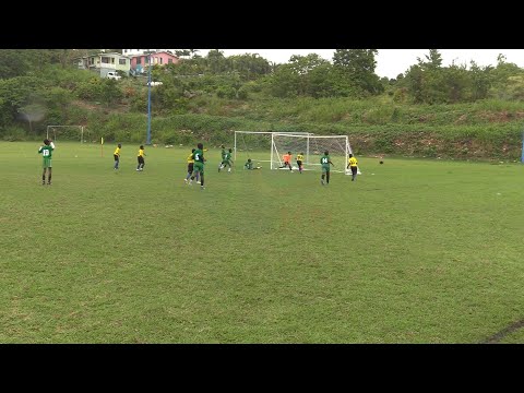 Arthur Smith & West Terrace to meet in football finals