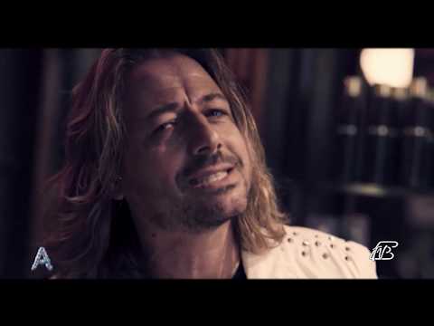 ANGOLI 26/12/2019: "OVUNQUE" IL NUOVO SINGOLO DI SIMONE TOMASSINI E LA SUA SIMONELAB