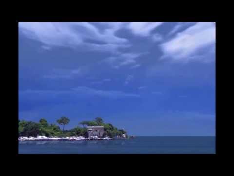 16 routes Island Hvar. Links can not  be accessed by smartphone or tablet.