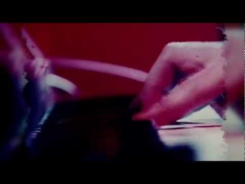 Avicii Feat. Etta James - Levels Vs. Good Feeling (Music Video)