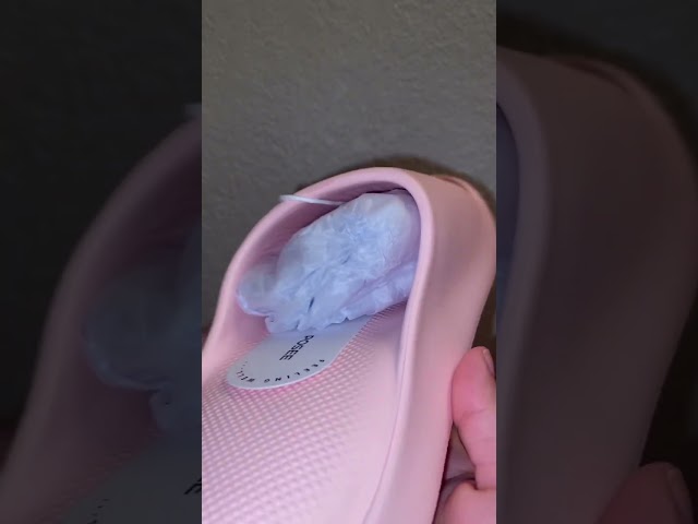 Vídeo relacionado con XTI - Chancla Mujer Aqua - Calzado Cómodo y Versátil - Moda casual - Modelo 14255006 (Talla 39)