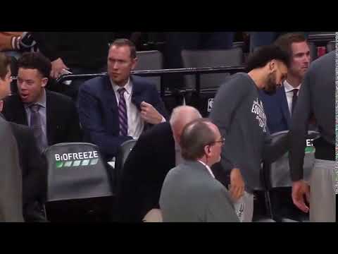 Tuesday Jakob Poeltl forgets his jersey   Tonight Derrick White makes sure he’s got it