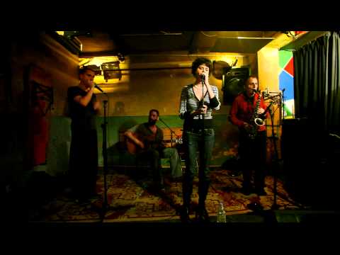 2011.11.01. Butterfly Effect a SZimpla Kertben 2.