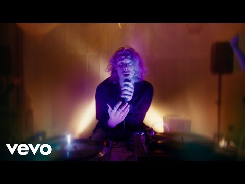 Elandré - Asseblief (Official Music Video)