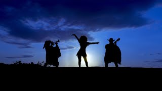 Volaste de Nuestro Nido Lyrics English Translation