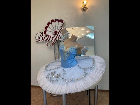 Blue Bird(Princess Florine) F 0001A - video 5