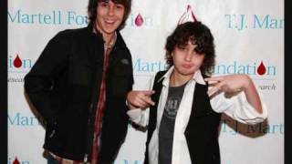 nbb Long Distance+lycrics