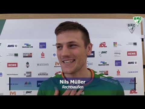 Spielen in leeren Hallen