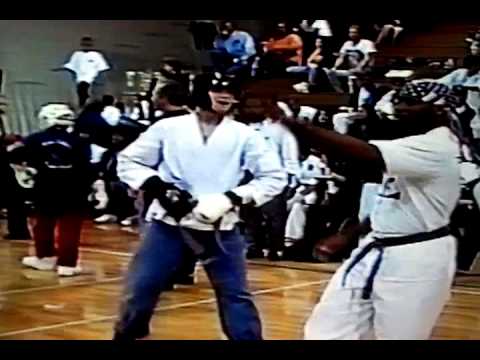 Steve Hart Jr. "Awsome Head Kicks"