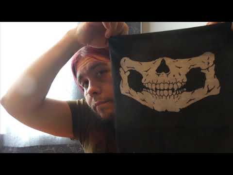 Post kukken  ulkoilemassa