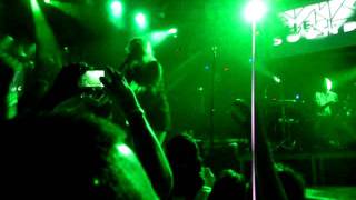 The Sounds - &quot;It&#39;s So Easy / Dance with the Devil&quot; (Live)