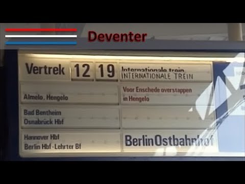 CLASSIC Treinen op station Deventer (NL)