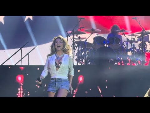 Shania Twain - Rock This Country! Live Concert #tour