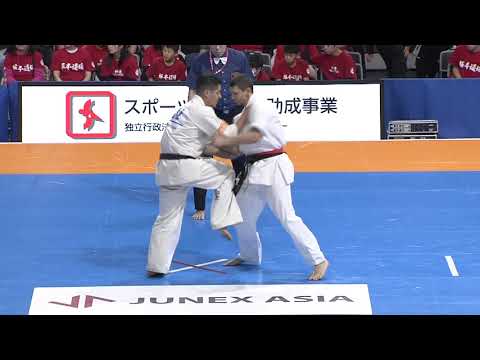 【新極真会】Court2 2ndRound21 man Maksim Smoliakov  vs Patryk Kostrzewa The 12th World Karate Championship