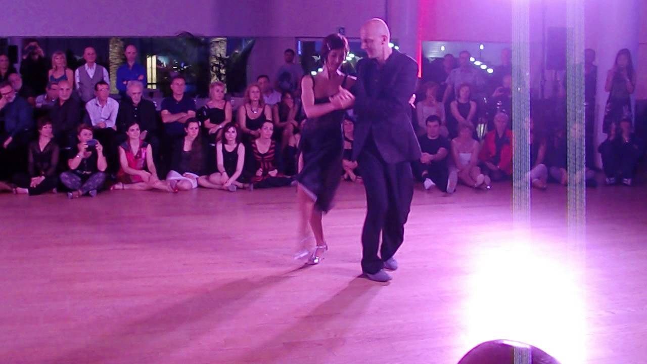 Joseba Pagola et Bakartxo Arabaolaza - "Idilio Trunco" (valse) -Zaratango 28 avril 2013