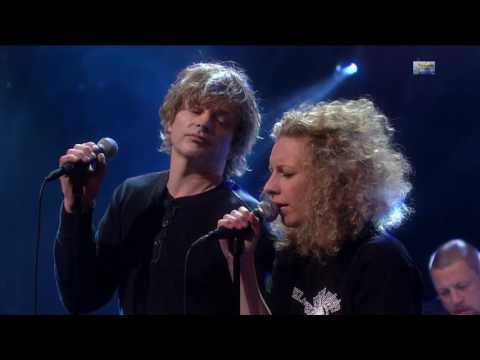 DumDum Boys & Tuva Syvertsen - Stjernesludd (Live NRK Lindmo 2013)