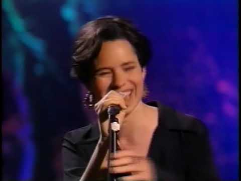 10.000 Maniacs - These Are The Days (Live)