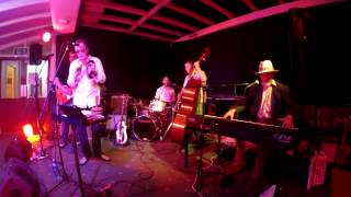 17 Cadillac Kings - Let The Four Winds Blow