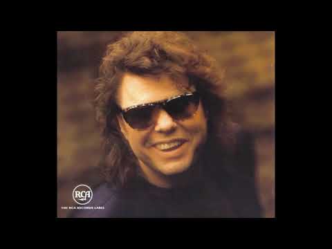 Ronnie Milsap She Keeps The Home Fires Burning