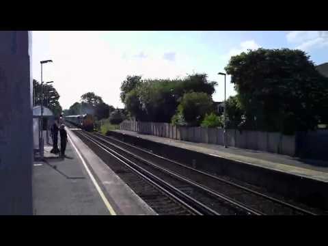 DRS 20309 + 20312 at Full Bore through Minster on 1Z47