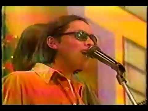 LLEGAS - PERDÓN Y VÁLVULA (Acento Latino)