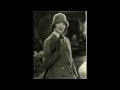 Sugar Foot Strut - The Charleston Chasers (w Red Nichols, Miff Mole. Pee Wee Russell) (1927)