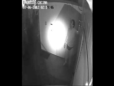 furto di telecamere alla venere azzurra di lerici