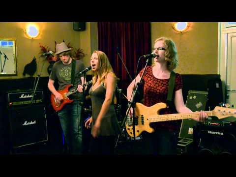 LIVE@IDEAAL.ORG - She's Lost Control (13-07-2011)