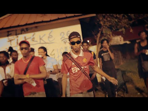 VENSTY X LATRELLE - CONTACT