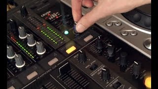 Video thumbnail for Pioneer DJM-700 Demo Video All Effects by DJResource