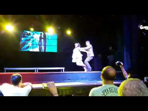 zouk - love me like you do - Raú Ferreira  e Hellen Soares -  Dance4all