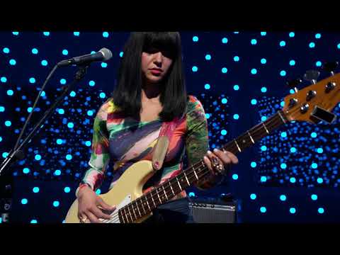 Khruangbin - Maria También (Live on KEXP)