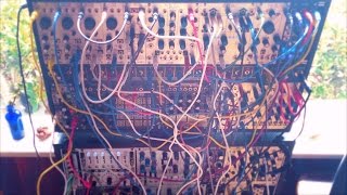 Kaitlyn Aurelia Smith - MakeNoise Tempi & 4ms Spectral Multiband Resonator