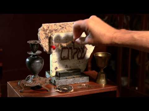 The Possession "The Real Dibbuk Box" Featurette
