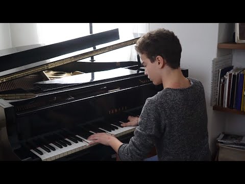 “A 3 anni piangevo per non suonare, ora vivo con il pianoforte”