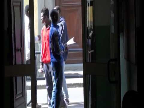 2015-07-28 - PROFUGHI, LA PREFETTURA DI PRATO CERCA CASE PER NUOVI ARRIVI