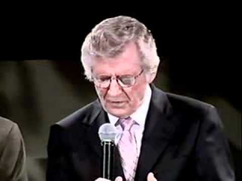 Проповедь вилкерсона слушать. Дэвид вилкерсон в молодости. Дэвид вилкерсон проповеди. Дэвид вилкерсон проповеди видео. Проповедь вилкерсона слушать.