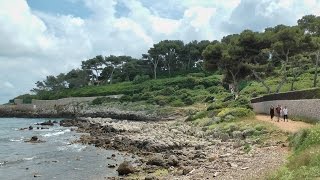 preview picture of video 'Antibes - The Path around the Cap D'Antibes, French Riviera, France [HD] (videoturysta)'